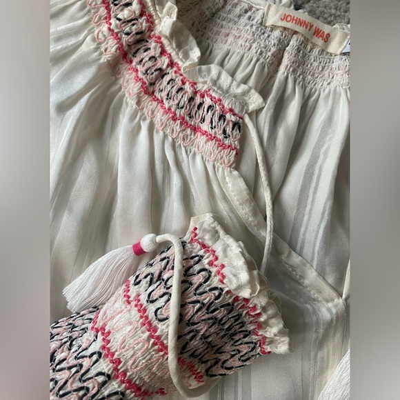 Johnny Was Silk Smock Peasant White Embroidered Blouse size Small - Picture 3 of 7